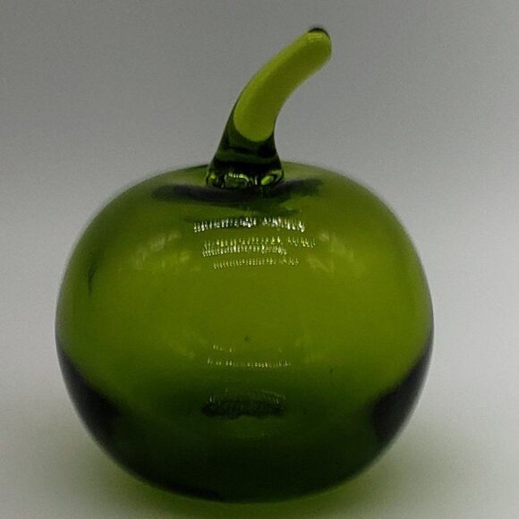 Vintage Viking Glass Solid Green Apple and Stem Blown Art Glass Paperweight - Picture 13 of 14